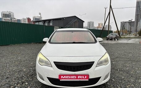 Opel Astra J, 2012 год, 650 000 рублей, 7 фотография