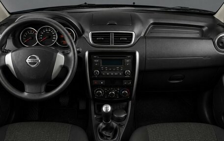 Nissan Terrano III, 2016 год, 999 000 рублей, 9 фотография