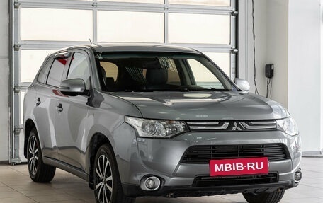 Mitsubishi Outlander III рестайлинг 3, 2012 год, 1 000 000 рублей, 1 фотография