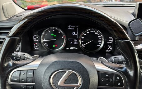 Lexus LX III, 2017 год, 7 950 000 рублей, 13 фотография