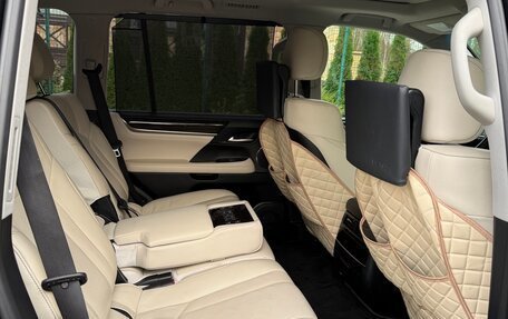 Lexus LX III, 2017 год, 7 950 000 рублей, 11 фотография