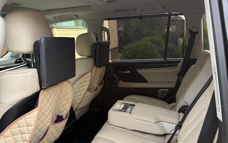 Lexus LX III, 2017 год, 7 950 000 рублей, 19 фотография