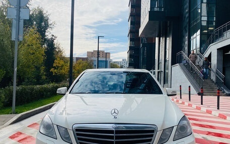Mercedes-Benz E-Класс, 2011 год, 1 650 000 рублей, 4 фотография