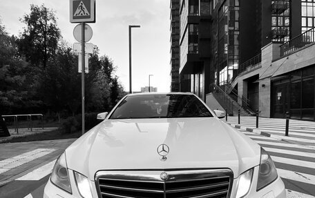 Mercedes-Benz E-Класс, 2011 год, 1 650 000 рублей, 5 фотография