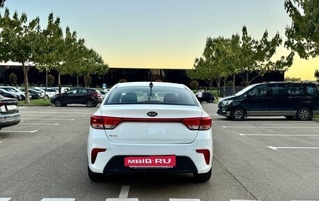 KIA Rio IV, 2017 год, 970 000 рублей, 4 фотография