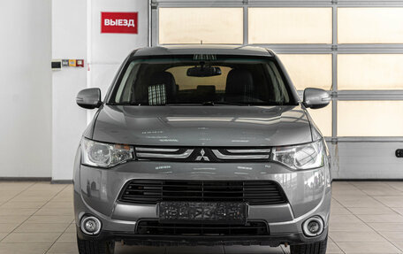 Mitsubishi Outlander III рестайлинг 3, 2012 год, 1 000 000 рублей, 2 фотография