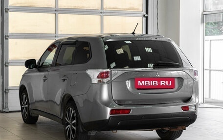 Mitsubishi Outlander III рестайлинг 3, 2012 год, 1 000 000 рублей, 4 фотография