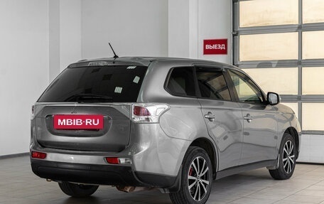 Mitsubishi Outlander III рестайлинг 3, 2012 год, 1 000 000 рублей, 6 фотография