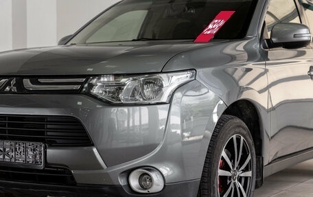 Mitsubishi Outlander III рестайлинг 3, 2012 год, 1 000 000 рублей, 12 фотография