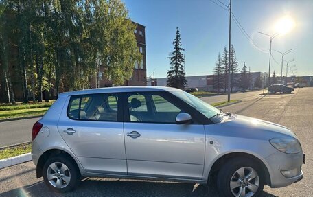 Skoda Fabia II, 2012 год, 340 000 рублей, 2 фотография
