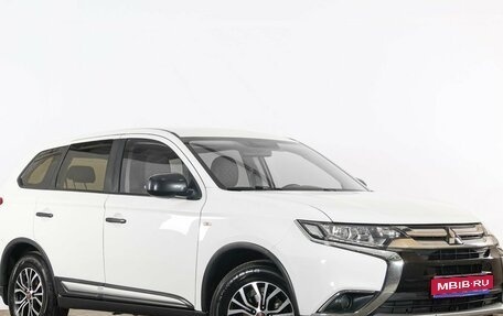 Mitsubishi Outlander III рестайлинг 3, 2017 год, 1 949 000 рублей, 1 фотография