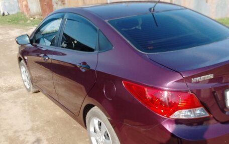 Hyundai Solaris II рестайлинг, 2011 год, 560 000 рублей, 16 фотография