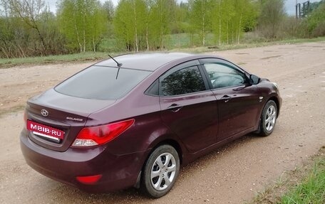 Hyundai Solaris II рестайлинг, 2011 год, 560 000 рублей, 9 фотография