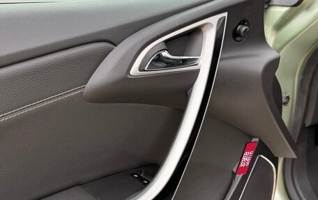 Opel Astra J, 2012 год, 1 060 000 рублей, 9 фотография