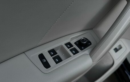 Volkswagen Tiguan II, 2020 год, 3 250 000 рублей, 11 фотография