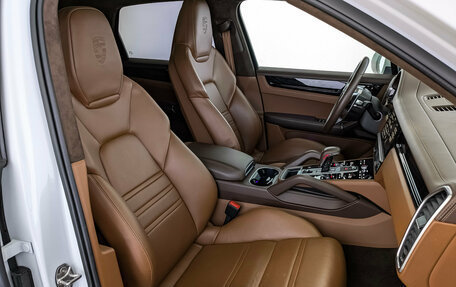 Porsche Cayenne III, 2021 год, 7 400 000 рублей, 24 фотография