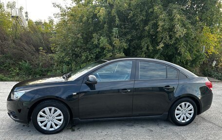 Chevrolet Cruze II, 2010 год, 610 000 рублей, 6 фотография