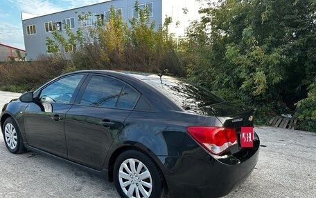 Chevrolet Cruze II, 2010 год, 610 000 рублей, 7 фотография