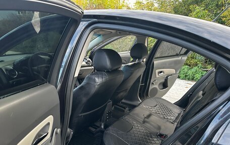 Chevrolet Cruze II, 2010 год, 610 000 рублей, 15 фотография