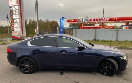 Jaguar XE I рестайлинг, 2018 год, 1 950 000 рублей, 4 фотография