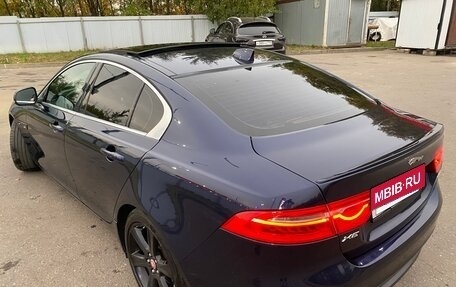 Jaguar XE I рестайлинг, 2018 год, 1 950 000 рублей, 7 фотография