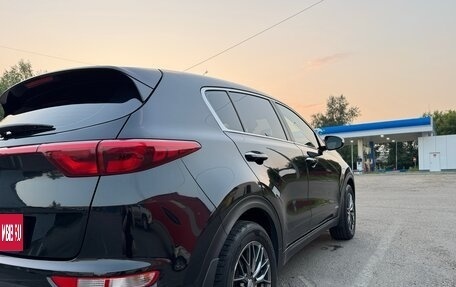 KIA Sportage IV рестайлинг, 2018 год, 1 850 000 рублей, 6 фотография