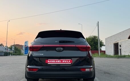 KIA Sportage IV рестайлинг, 2018 год, 1 850 000 рублей, 2 фотография