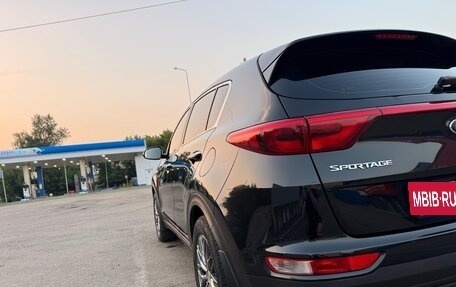 KIA Sportage IV рестайлинг, 2018 год, 1 850 000 рублей, 5 фотография
