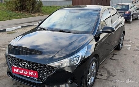 Hyundai Solaris II рестайлинг, 2020 год, 1 390 000 рублей, 5 фотография