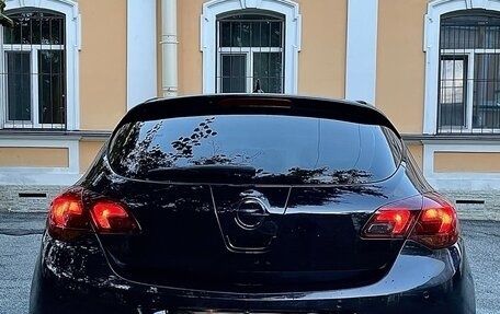 Opel Astra J, 2011 год, 730 000 рублей, 3 фотография