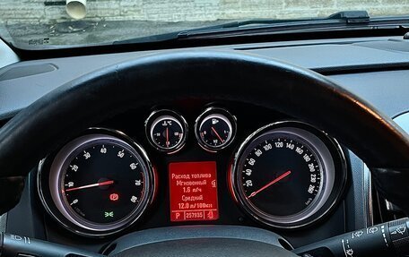 Opel Astra J, 2011 год, 730 000 рублей, 10 фотография