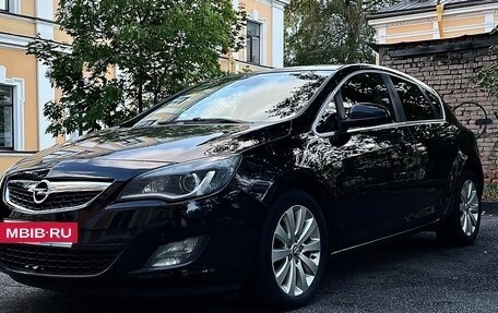 Opel Astra J, 2011 год, 730 000 рублей, 13 фотография