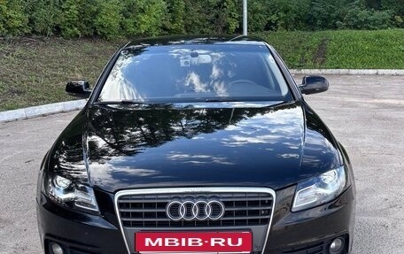 Audi A4, 2010 год, 950 000 рублей, 1 фотография