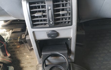 Volkswagen Touran III, 2008 год, 650 000 рублей, 10 фотография