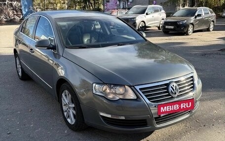 Volkswagen Passat B6, 2006 год, 690 000 рублей, 3 фотография