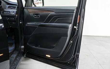 Mitsubishi Delica D:5 I, 2019 год, 3 349 000 рублей, 11 фотография