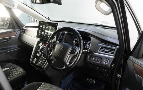 Mitsubishi Delica D:5 I, 2019 год, 3 349 000 рублей, 10 фотография