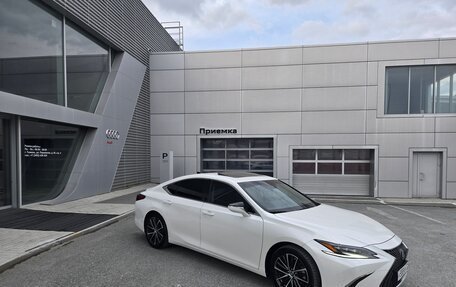 Lexus ES VII, 2021 год, 5 700 000 рублей, 3 фотография