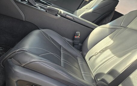 Lexus ES VII, 2021 год, 5 700 000 рублей, 26 фотография