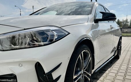 BMW 1 серия, 2021 год, 2 600 000 рублей, 2 фотография