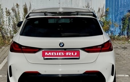 BMW 1 серия, 2021 год, 2 600 000 рублей, 5 фотография