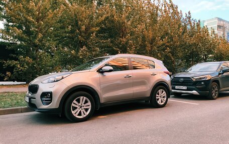 KIA Sportage IV рестайлинг, 2017 год, 1 850 000 рублей, 4 фотография