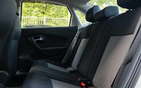 Volkswagen Polo VI (EU Market), 2011 год, 610 000 рублей, 7 фотография