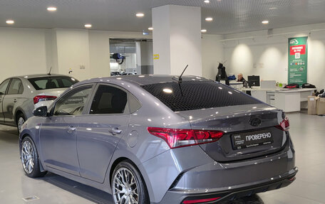 Hyundai Solaris II рестайлинг, 2021 год, 1 595 000 рублей, 11 фотография