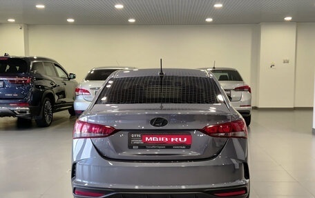 Hyundai Solaris II рестайлинг, 2021 год, 1 595 000 рублей, 10 фотография