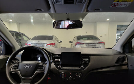 Hyundai Solaris II рестайлинг, 2021 год, 1 595 000 рублей, 18 фотография