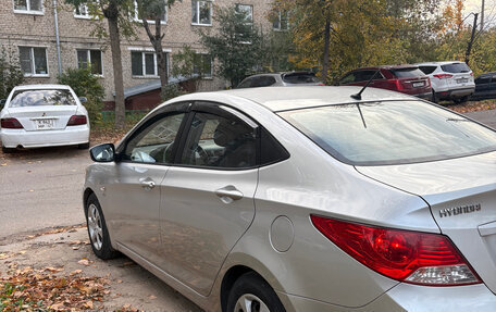 Hyundai Solaris II рестайлинг, 2013 год, 800 000 рублей, 4 фотография