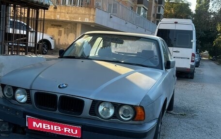 BMW 5 серия, 1989 год, 205 000 рублей, 1 фотография
