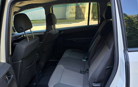 Opel Zafira B, 2013 год, 935 000 рублей, 8 фотография