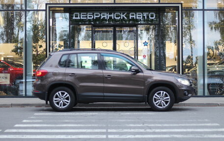 Volkswagen Tiguan I, 2016 год, 1 690 000 рублей, 3 фотография